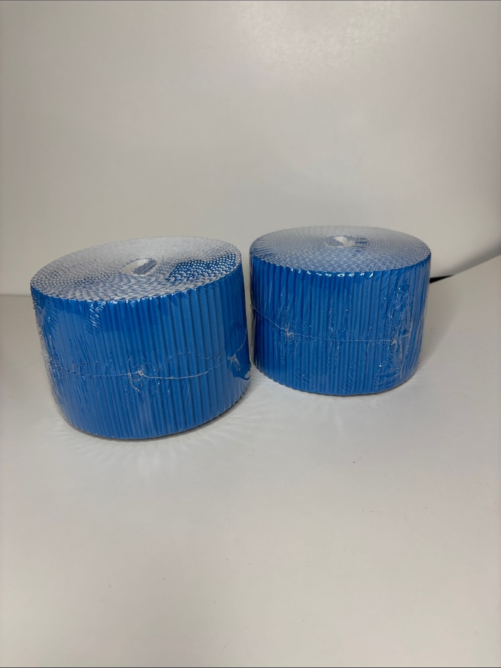 Blue scalloped corrugated bulletin board boarder / trim Pack of 2 - Picture 2 of 5